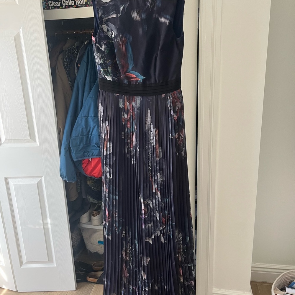 Little Mistress floral pleated dress sleeveless dress size us 2